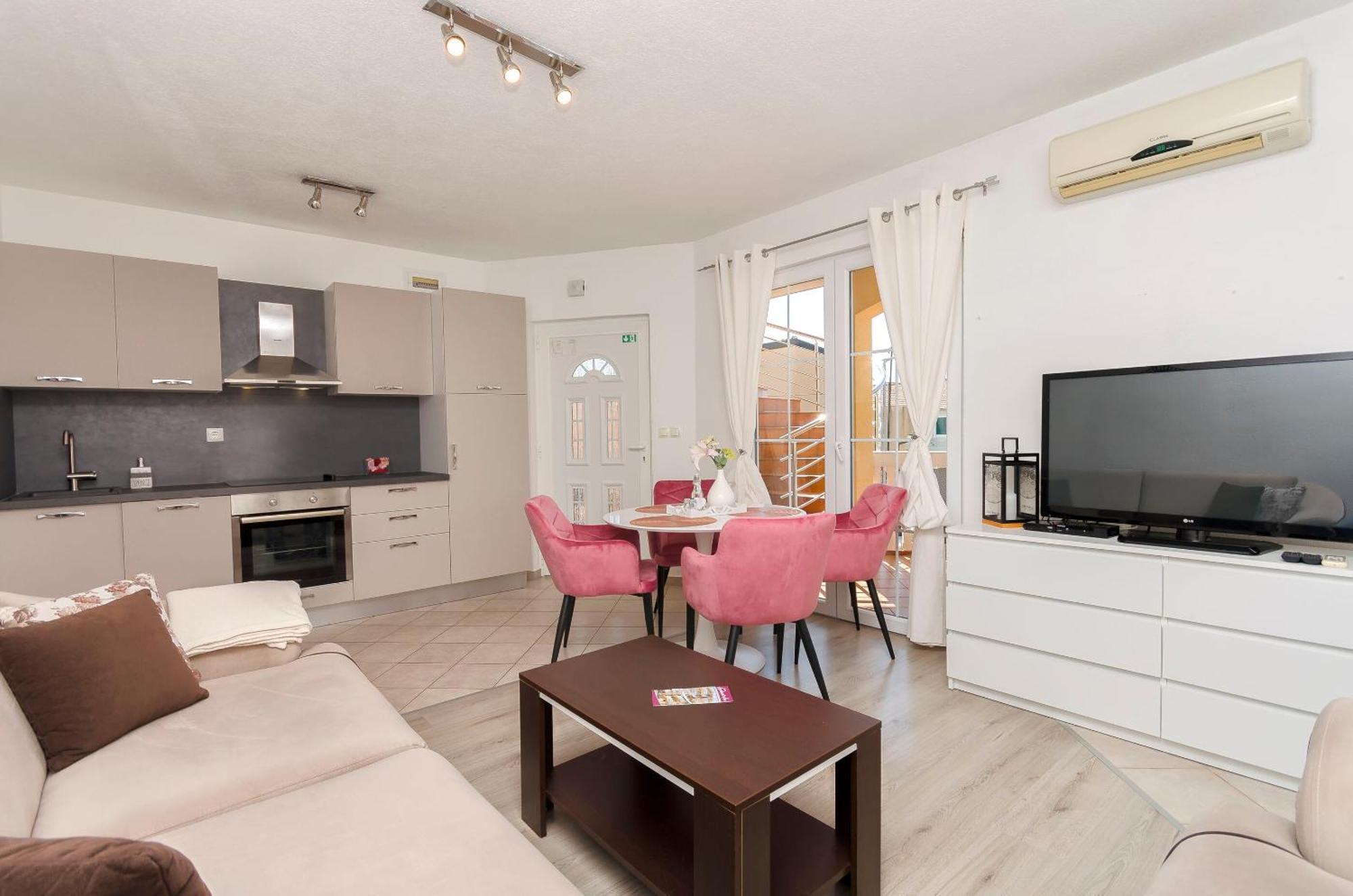 Apartment Ani 沃迪切 外观 照片
